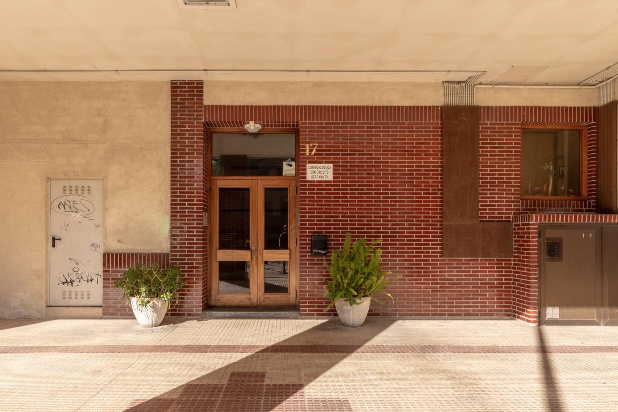 Eguzkilore Txokoa Y Parking Free Bilbao Exterior foto